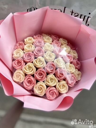 Шоколадный букет розы пионы