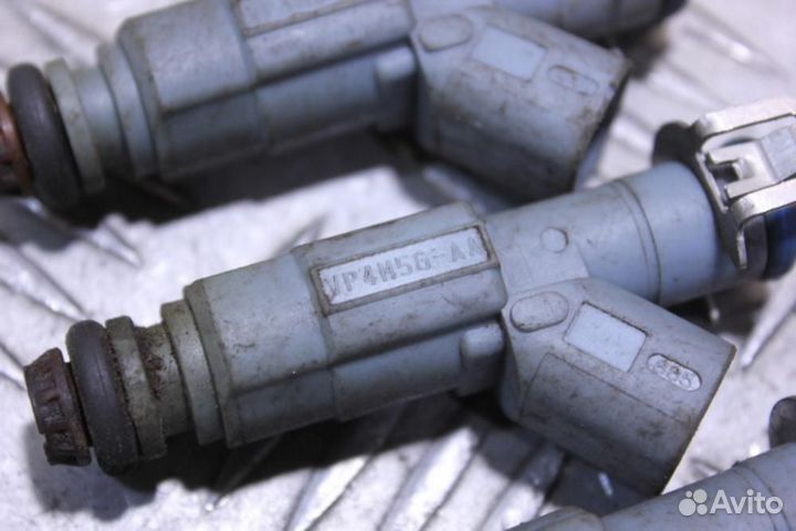 Форсунка двигателя Mazda 3 BK бк