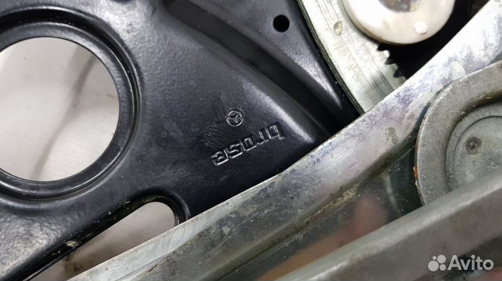 Стекло подъемник правый на Mercedes-Benz W140 CL