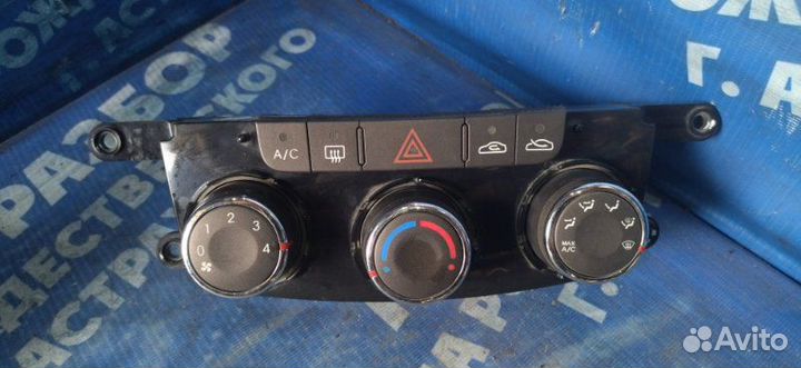 Блок климата Hyundai Sonata Nf седан G4KD 2008