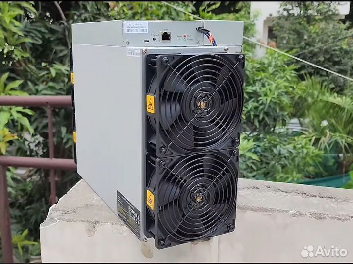 Antminer S19 XP 134/141 Th
