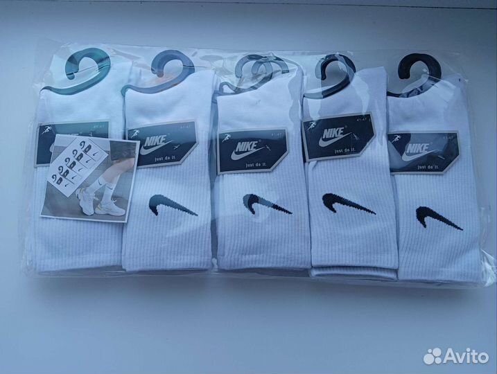 Носки Nike высокие белые