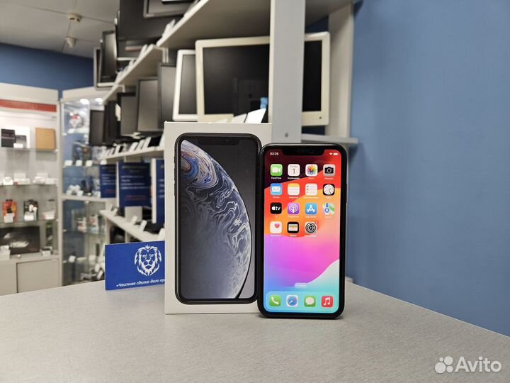 iPhone Xr, 64 ГБ