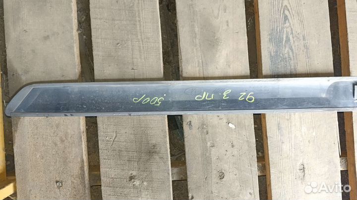 Молдинг задней правой двери Гранта Калина 2