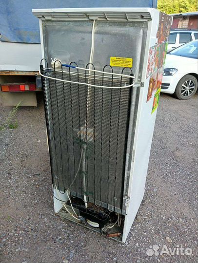 Морозильная камера / Холодильник