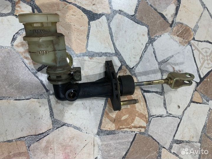 Главный цилиндр сцепления Hyundai Sonata New 2.0