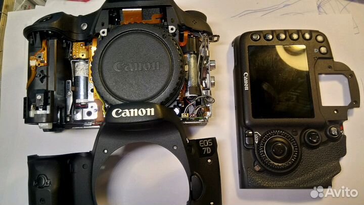 Canon Eos 7D в разборе