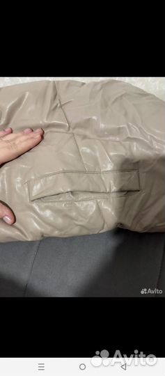 Продам куртку демисезонную в хорошем состоянии