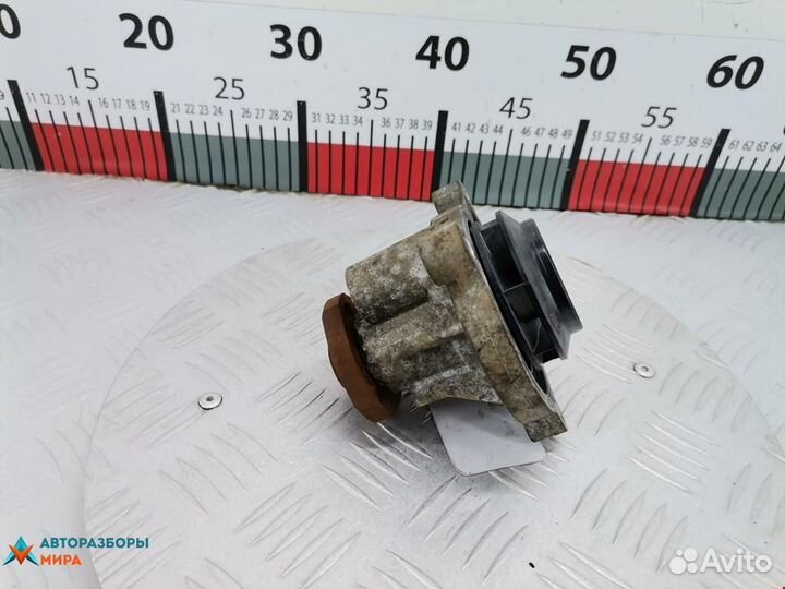 Помпа Volkswagen Polo 4 рест. 2006