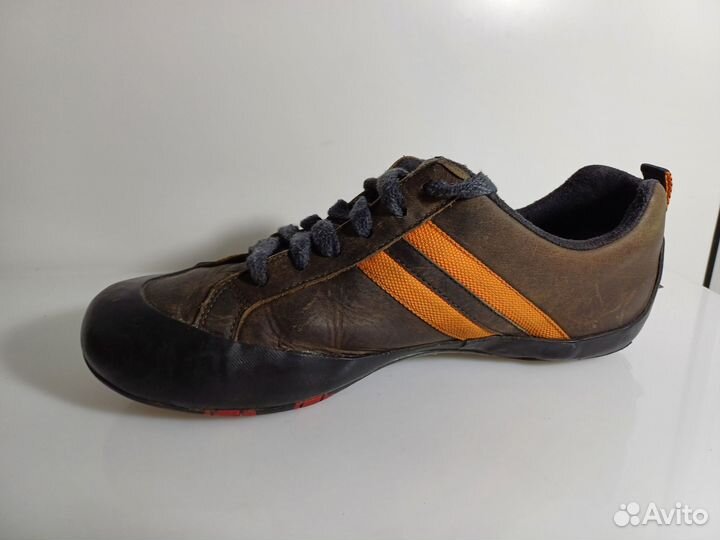 8354(62 Кроссовки ecco Оригинал 40 размера