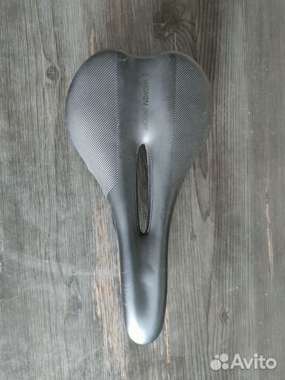 Продам седло Decathlon