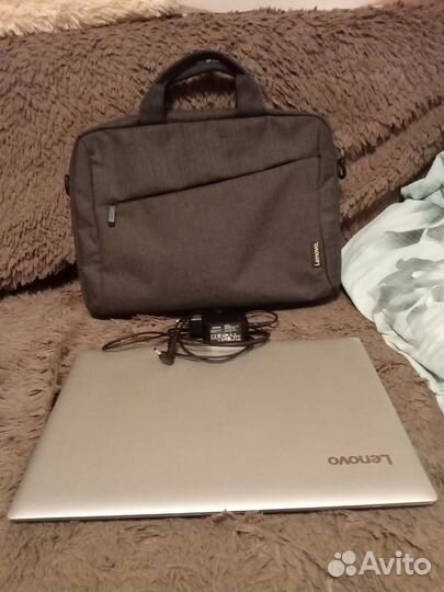 Ноутбук Lenovo ideapad 330 15ikb + фирменная сумка