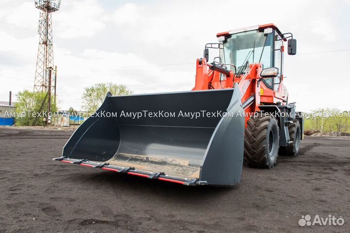 Фронтальный погрузчик Molot 200, 2023