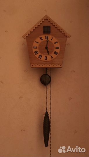 Настенные часы с боем и кукушкой 