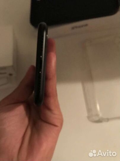Телефон iPhone хр 128 гб