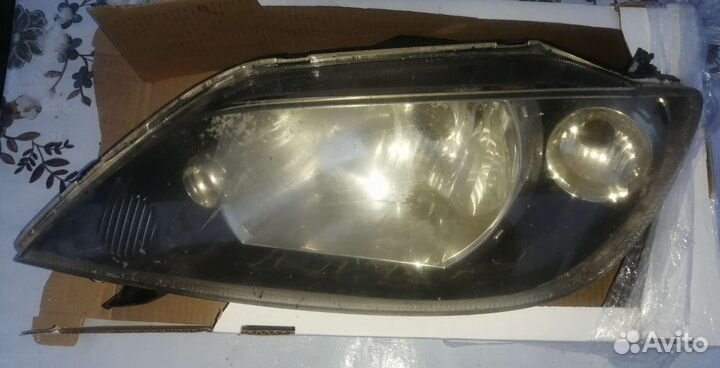 Фара Mazda DY3R,DY3W,DY5R,DY5W Demio