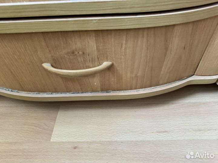 Стенка и комод в гостинную спальню