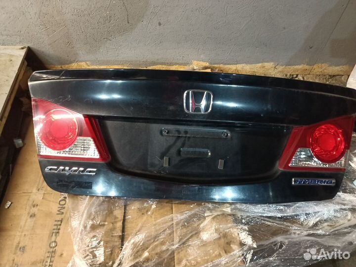 Крышка багажника Хонда Цивик 4D