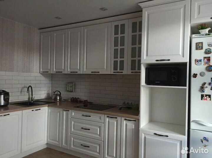 Гарнитур кухонный. Качественная фурнитура