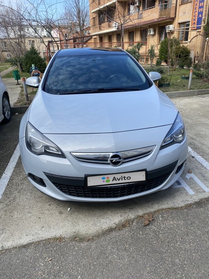 Opel Astra GTC: фото владельца