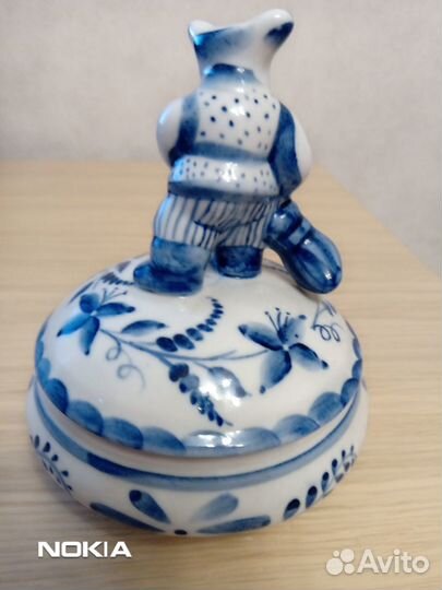 Фарфоровая посуда гжель