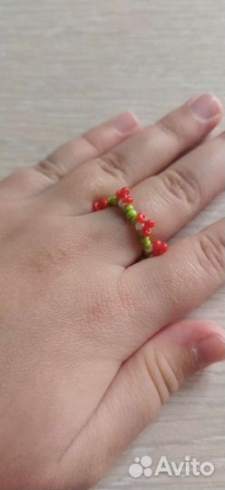 Колечко из бисера с грибочками