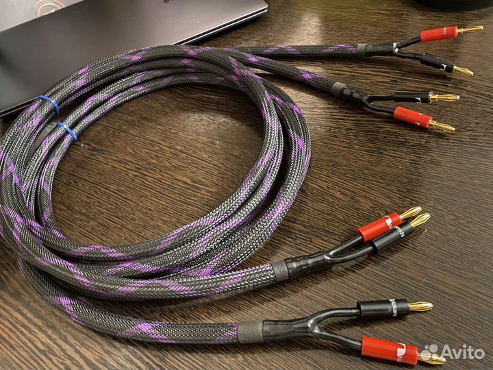 Кабель акустический Canare 4s11