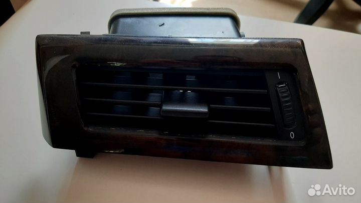 Воздушный дефлектор левый BMW 5-Series 530I E60