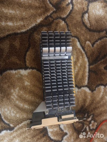 Продам видеокарту Gt 610