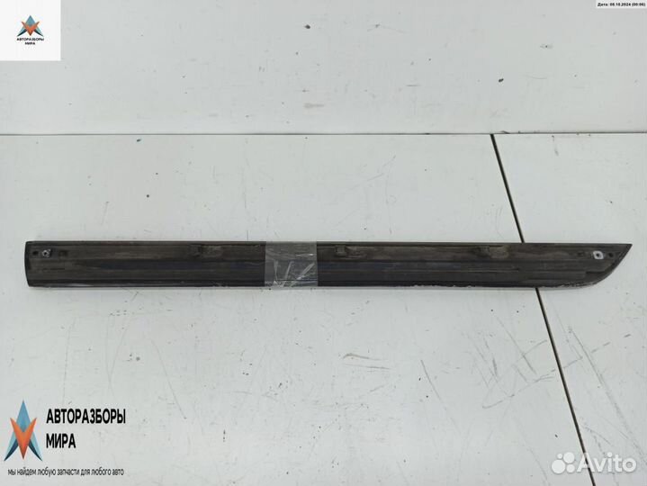 Молдинг двери задней правой Audi A3