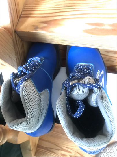 Лыжные ботинки