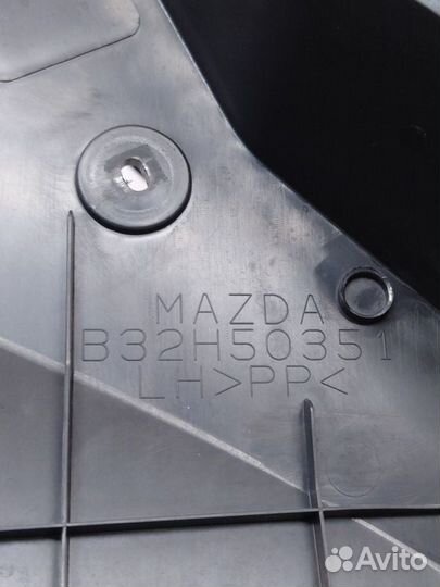 Брызговик задний Mazda 3 BK