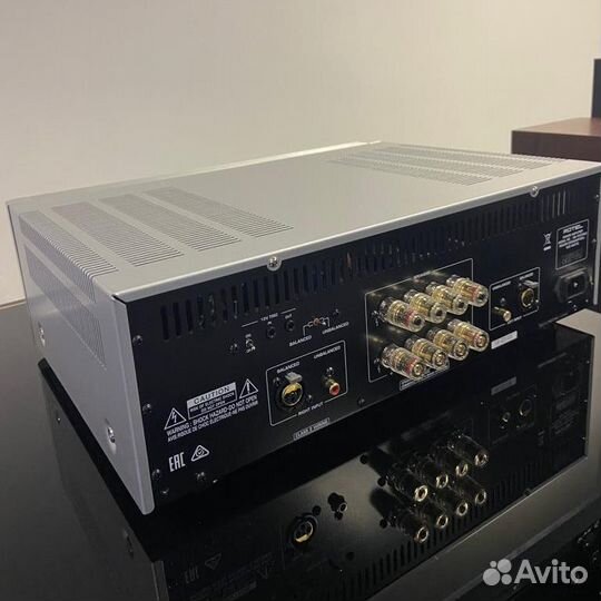 Усилитель мощности Rotel RB-1552 MkII