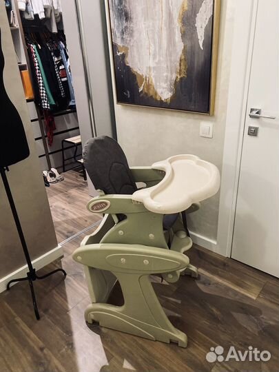 Стульчик для кормления