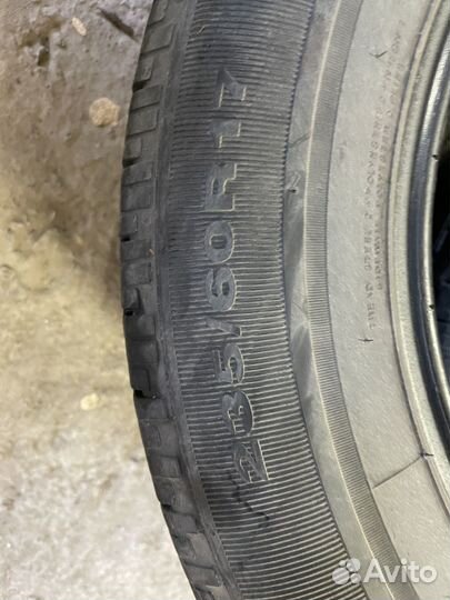 Kumho Radial 798 Plus 235/60 R17
