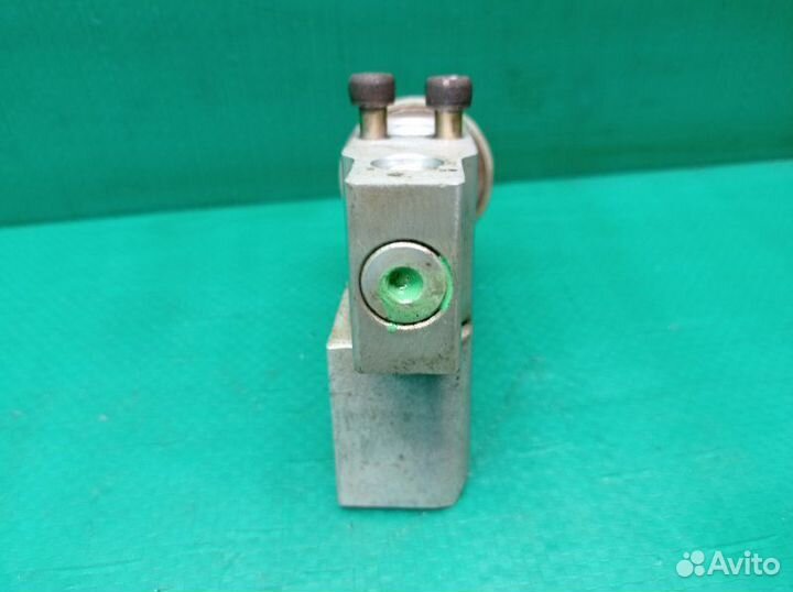 Клапан кондиционера Hyundai Elantra Xd седан 2004