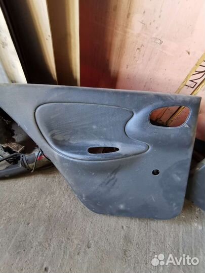 Обшивка задней двери заз шанс