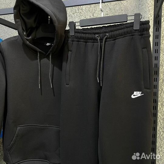 Спортивный костюм Nike утепленный