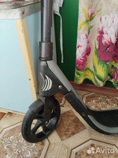 Самокат globber черно-серый