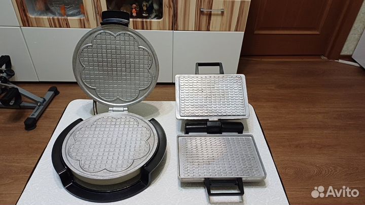 Вафельница электрическая 