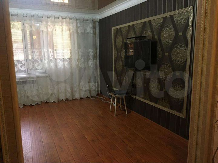 3-к. квартира, 61 м², 1/2 эт.