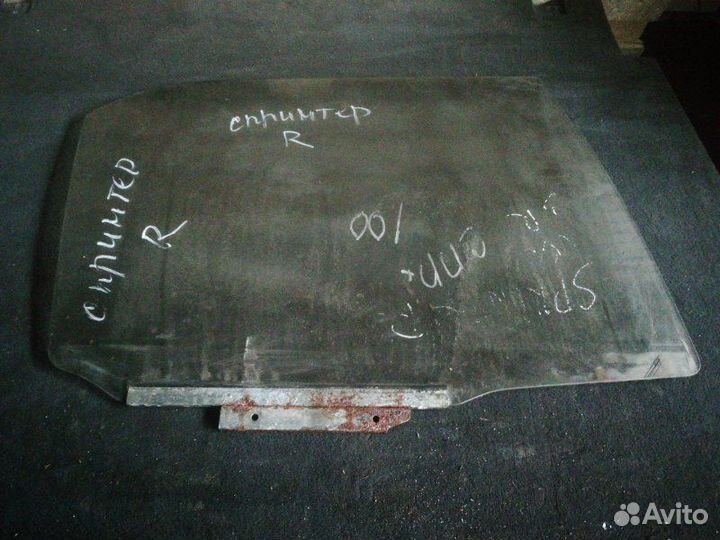 Стекло заднее правое Toyota Sprinter