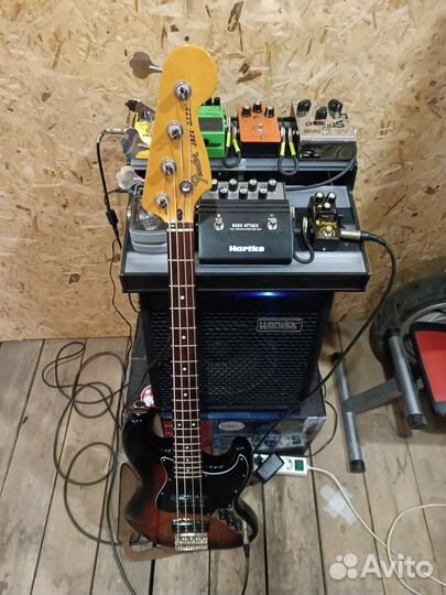 Бас гитара Fender Modern Player Jazz Bass