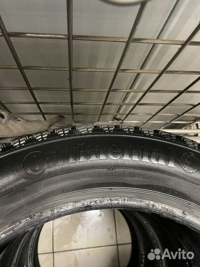 Continental ContiIceContact 215/55 R17