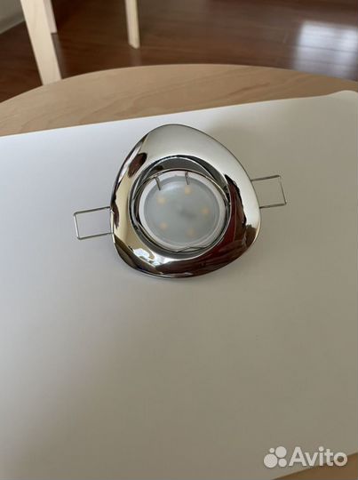 Светильник потолочный встраиваемый