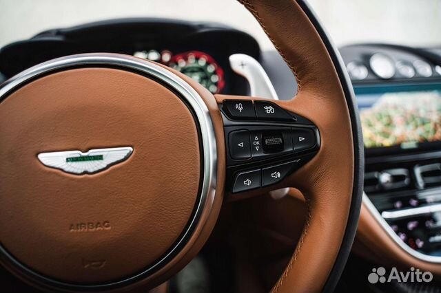 Aston Martin DBX 4.0 AT, 2023, 1 250 км объявление продам