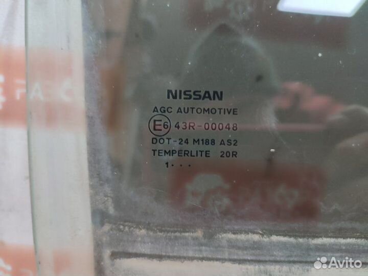 Стекло двери заднее правое Nissan Qashqai J10 HR16