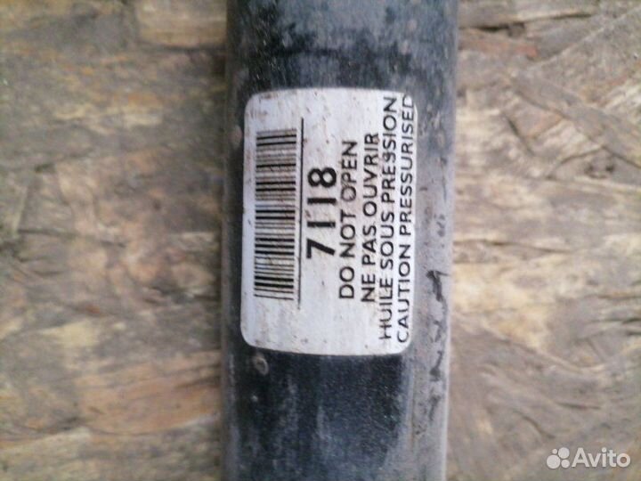 Амортизатор задний Peugeot 207