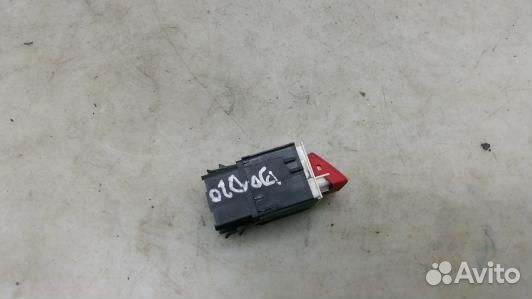 Кнопка аварийки volkswagen passat B6 (90D20I501)