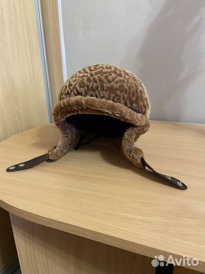 Шапка женская мутон